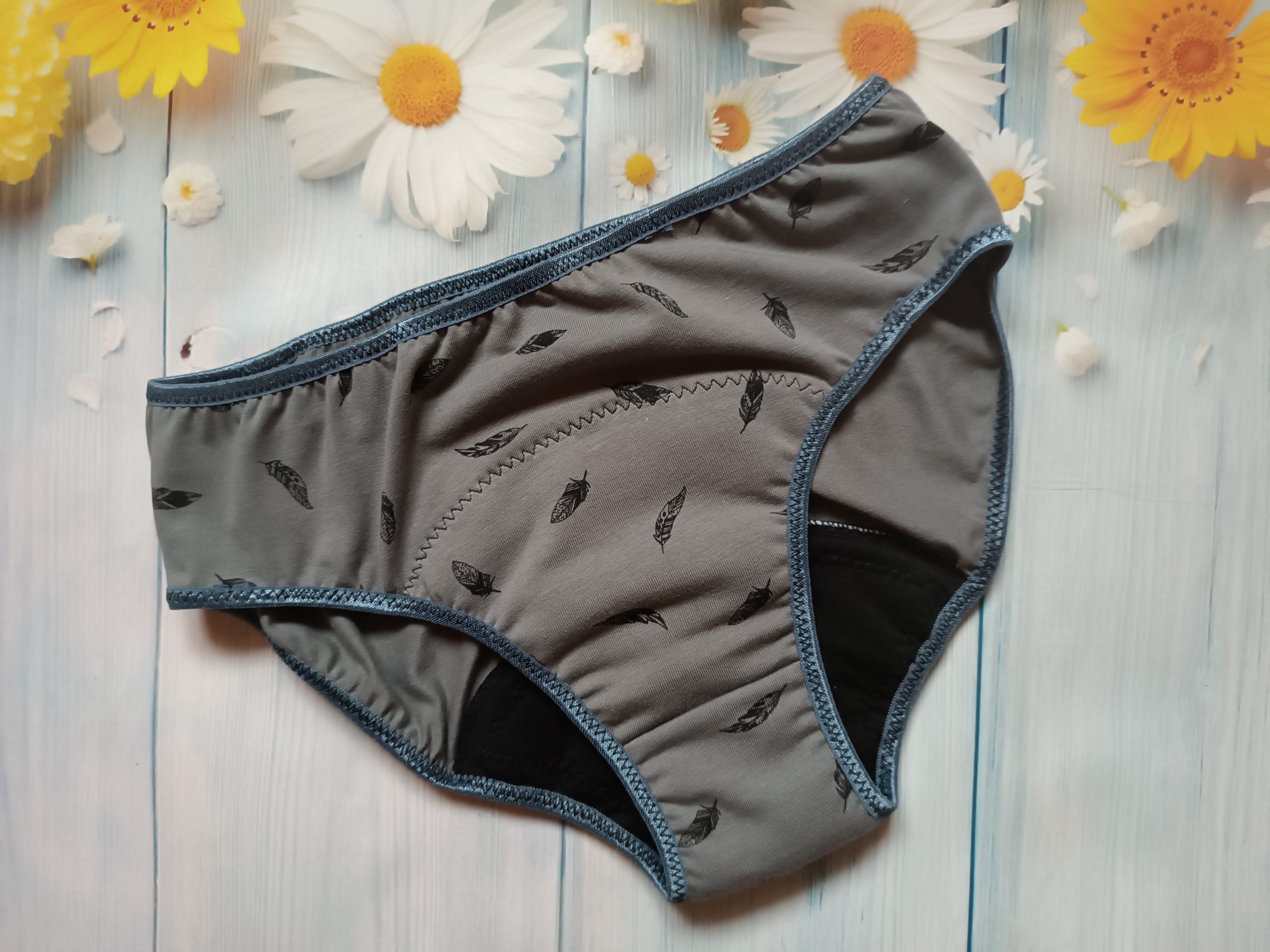 Culotte menstruelle Plumes