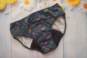 Culotte menstruelle Fleurs colorées