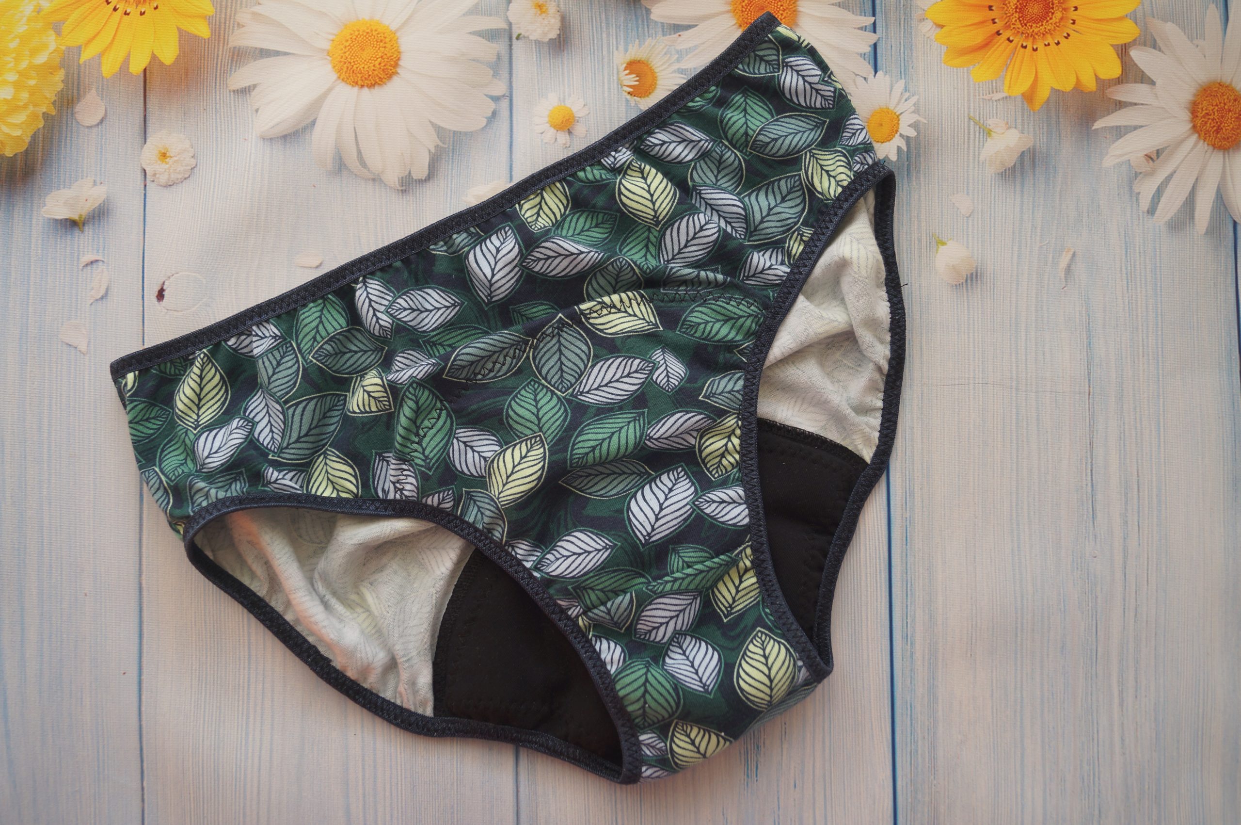 Culotte menstruelle Feuilles vertes