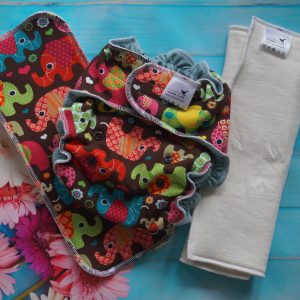 Couche classique + Booster Eléphants rose