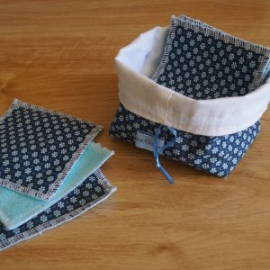 Lot de 10 Carrés démaquillants lavables/lingettes bébé avec panière