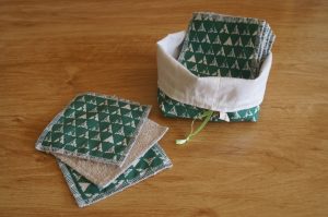 Lot de 10 Carrés démaquillants lavables/lingettes bébé avec panière